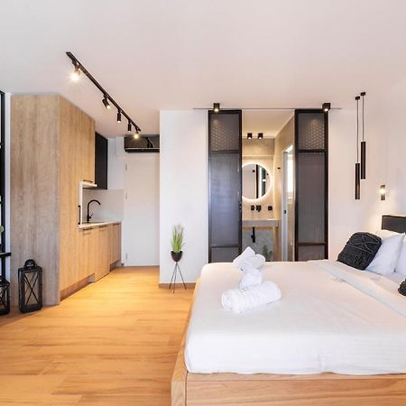 Kentro Luxury Suites Hanioti Bagian luar foto