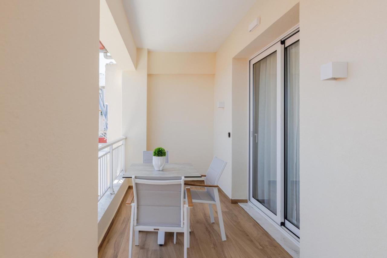 Kentro Luxury Suites Hanioti Bagian luar foto