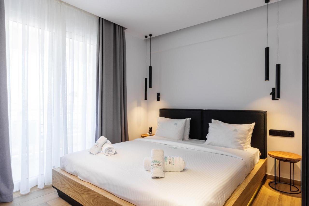 Kentro Luxury Suites Hanioti Bagian luar foto