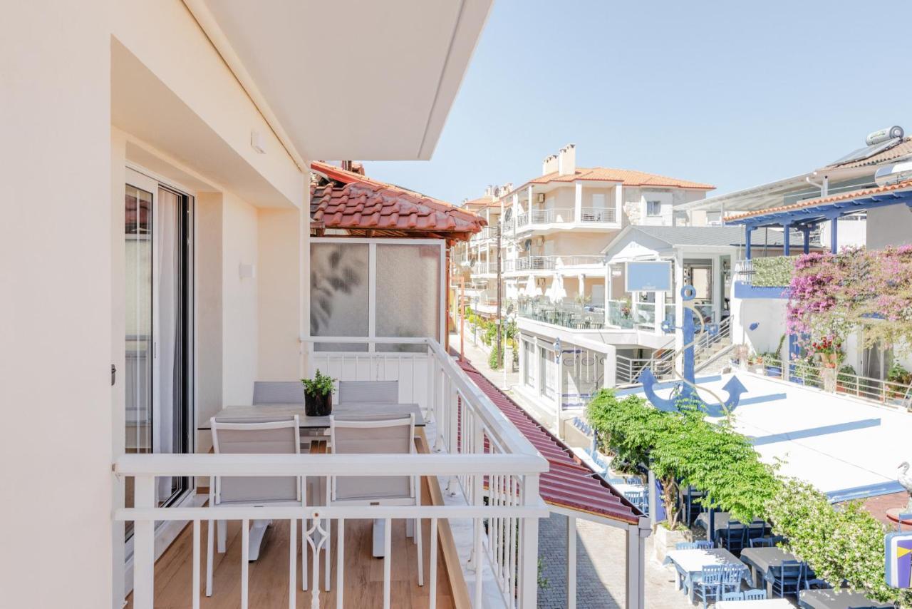 Kentro Luxury Suites Hanioti Bagian luar foto