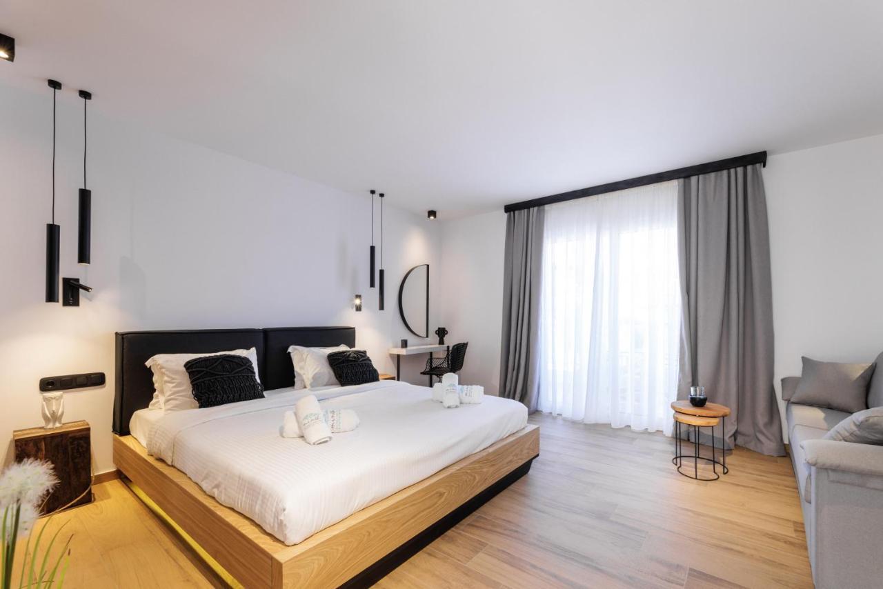 Kentro Luxury Suites Hanioti Bagian luar foto