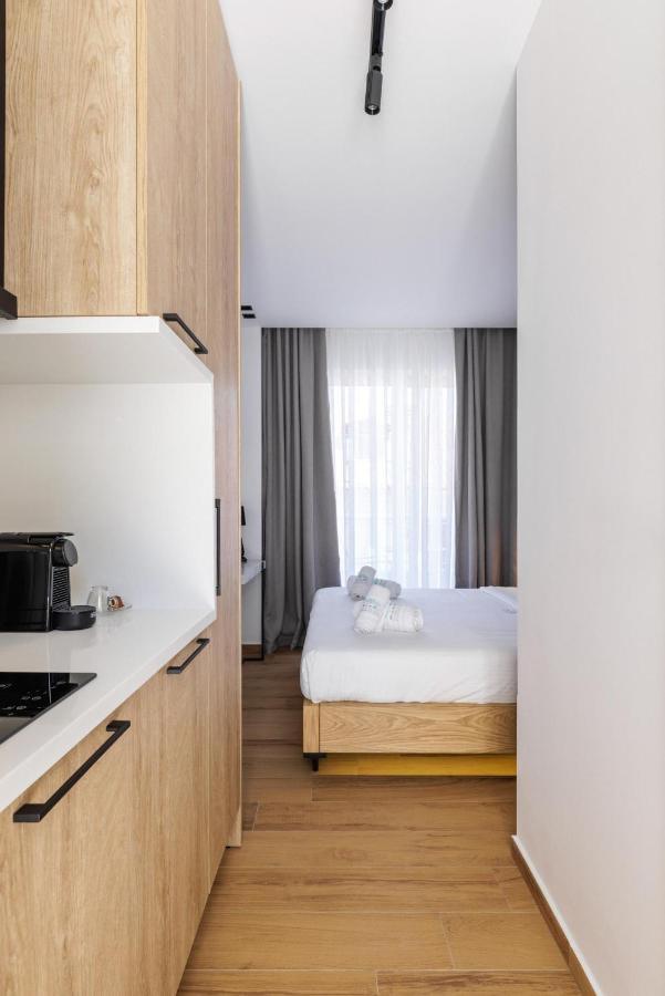 Kentro Luxury Suites Hanioti Bagian luar foto